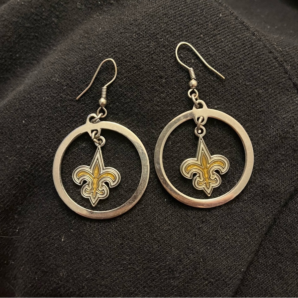 New Orleans Saints Earrings .